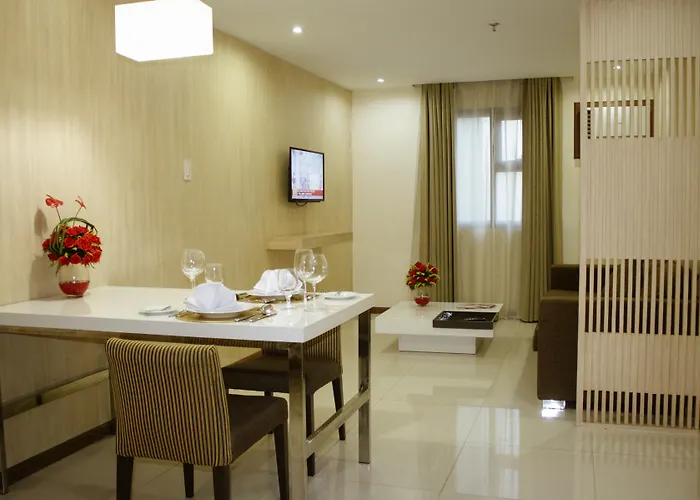 Royal One-Bedroom Tower Suite