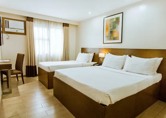 Deluxe King Room